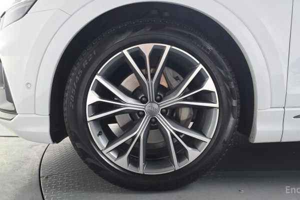 2020 Audi Q8 с пробегом 90 978 км