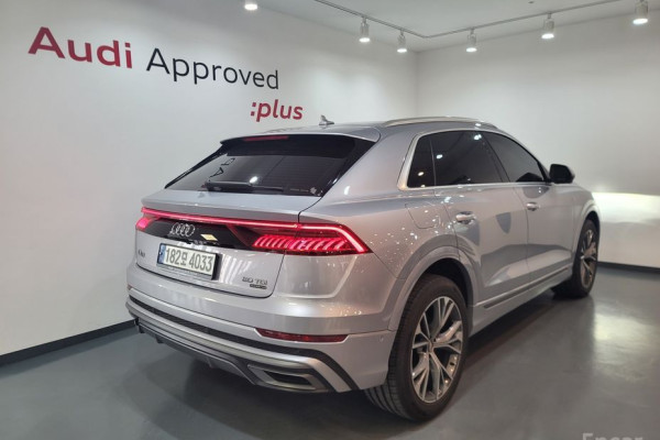 2021 Audi Q8 с пробегом 51 499 км
