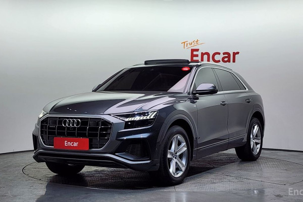 2020 Audi Q8 с пробегом 50 049 км