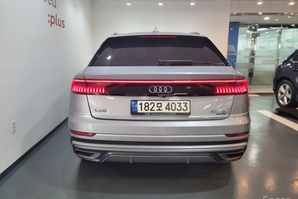 2021 Audi Q8 с пробегом 51 499 км