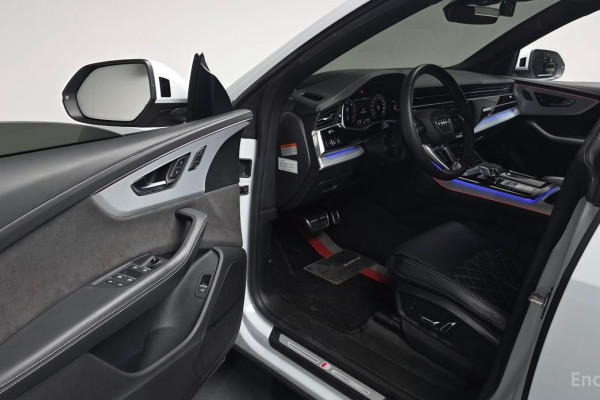 2020 Audi Q8 с пробегом 90 978 км