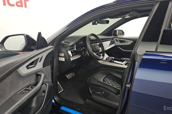 2023 Audi Q8 с пробегом 43 383 км