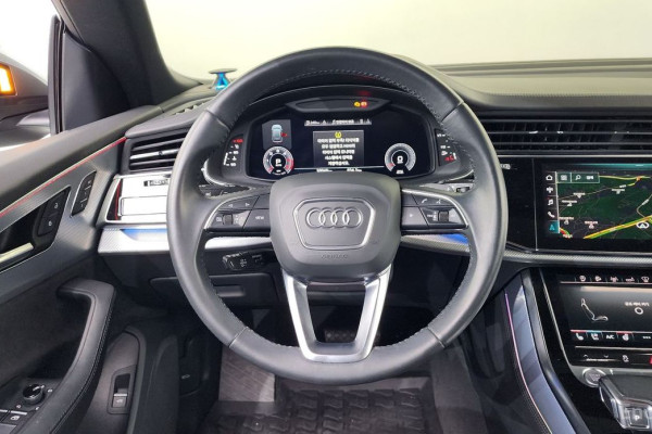 2020 Audi Q8 с пробегом 50 049 км