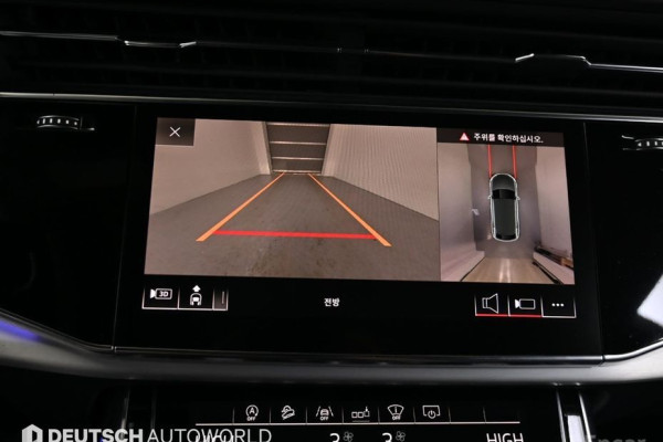 2020 Audi Q8 с пробегом 74 131 км