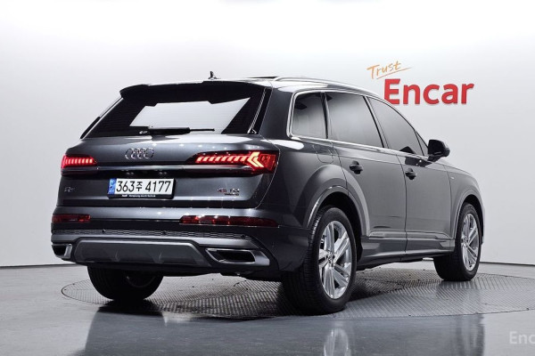 2021 Audi Q7 с пробегом 35 005 км