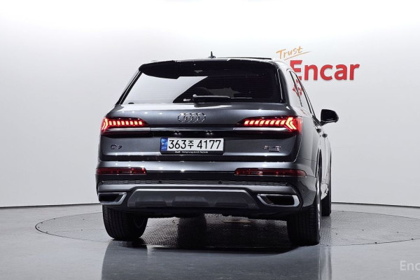 2021 Audi Q7 с пробегом 35 005 км