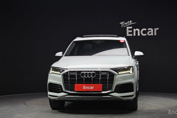 2021 Audi Q7 с пробегом 105 284 км