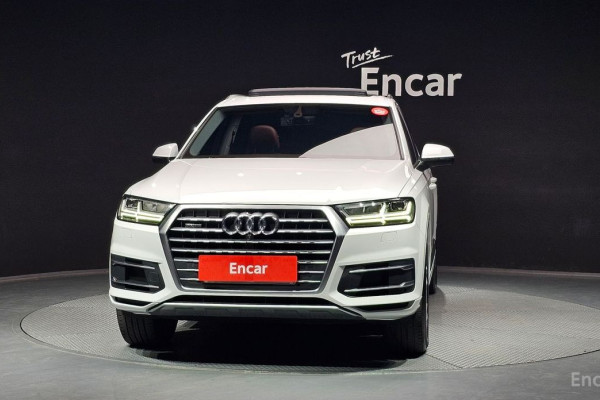 2019 Audi Q7 с пробегом 79 297 км