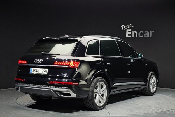 2020 Audi Q7 с пробегом 116 181 км