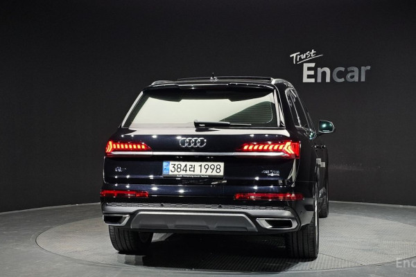 2020 Audi Q7 с пробегом 116 181 км