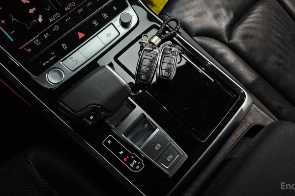 2020 Audi Q7 с пробегом 116 181 км