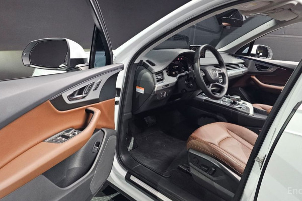 2019 Audi Q7 с пробегом 79 297 км