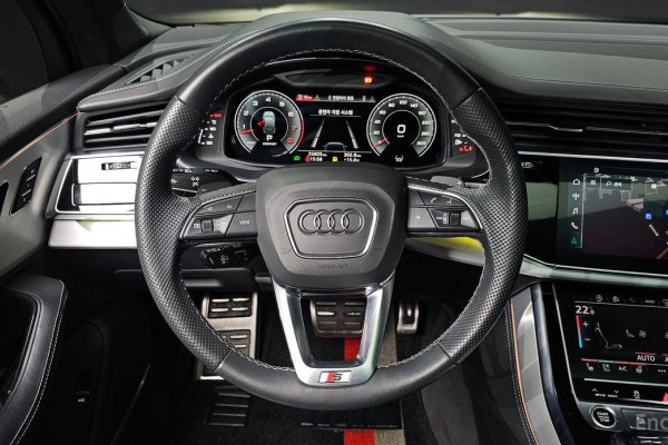 2022 Audi Q7 с пробегом 35 605 км