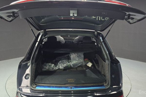 2021 Audi Q7 с пробегом 133 135 км