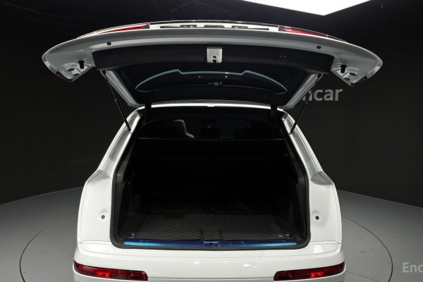 2022 Audi Q7 с пробегом 41 158 км