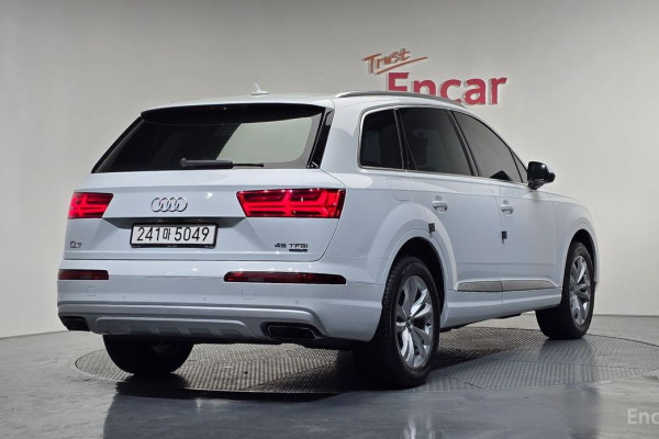 2019 Audi Q7 с пробегом 113 180 км