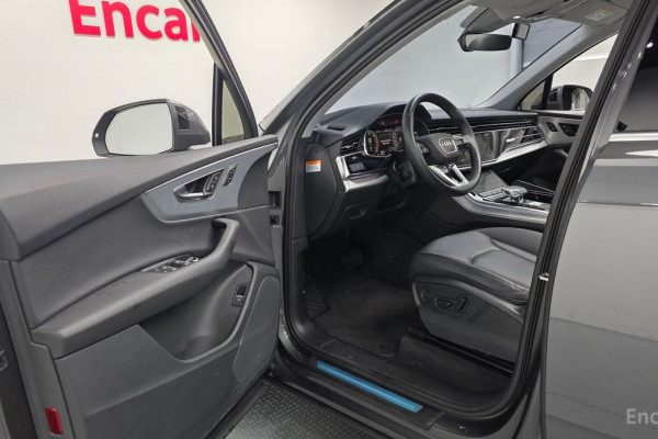 2021 Audi Q7 с пробегом 29 471 км