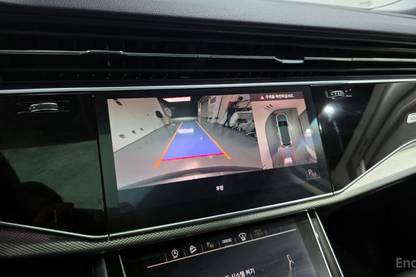 2021 Audi Q7 с пробегом 29 471 км