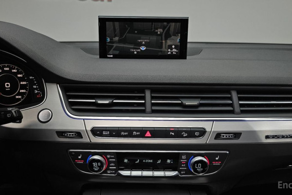 2019 Audi Q7 с пробегом 27 768 км