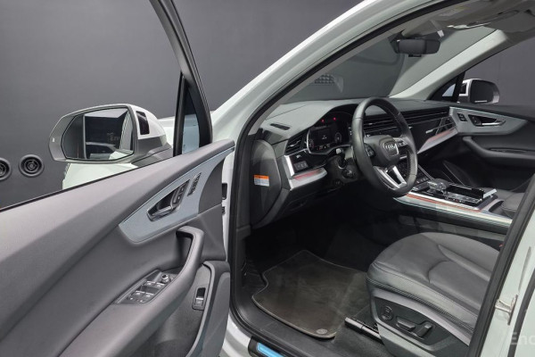2020 Audi Q7 с пробегом 76 530 км