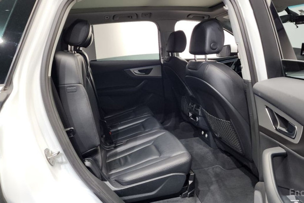 2019 Audi Q7 с пробегом 113 180 км