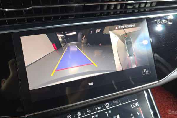 2021 Audi Q7 с пробегом 92 507 км