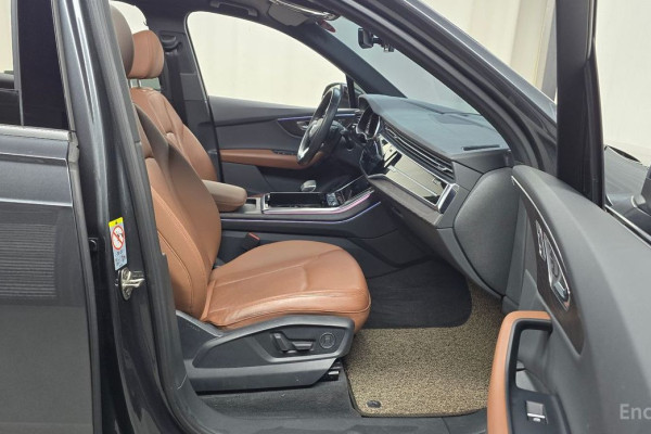 2021 Audi Q7 с пробегом 96 633 км