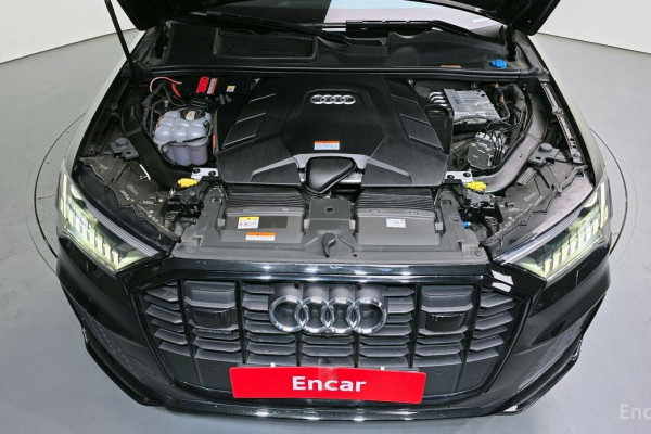 2023 Audi Q7 с пробегом 56 750 км