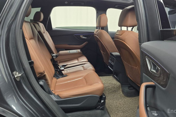 2021 Audi Q7 с пробегом 96 633 км