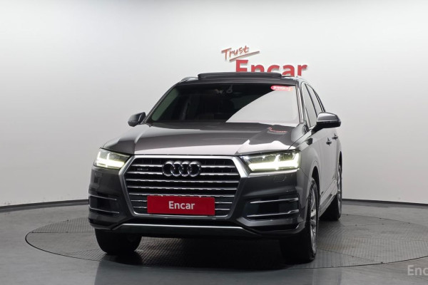 2019 Audi Q7 с пробегом 78 570 км