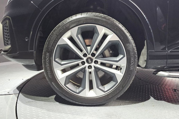 2022 Audi Q7 с пробегом 147 687 км