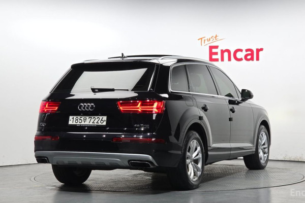 2019 Audi Q7 с пробегом 132 370 км