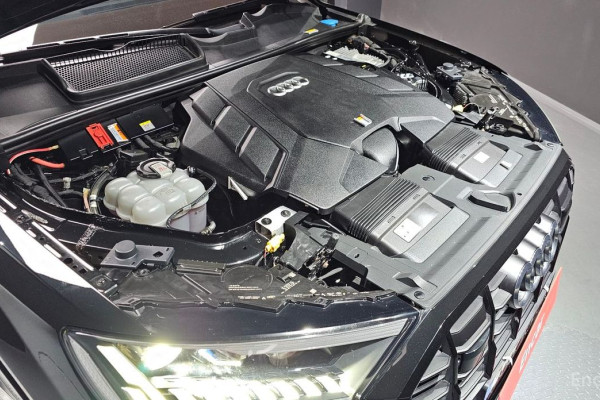 2022 Audi Q7 с пробегом 147 687 км