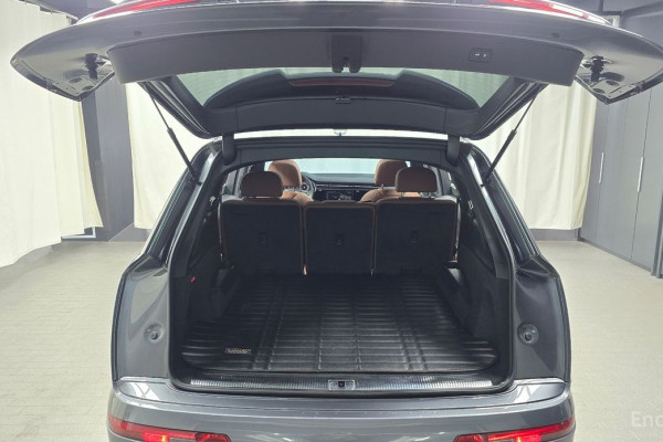2021 Audi Q7 с пробегом 96 633 км