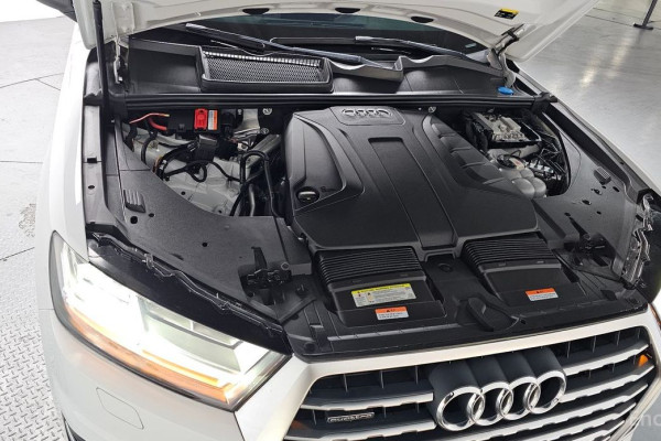 2019 Audi Q7 с пробегом 83 241 км