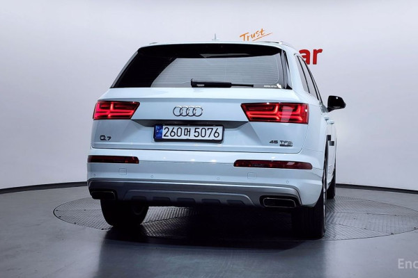 2019 Audi Q7 с пробегом 145 456 км