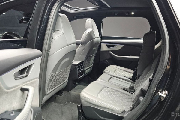 2022 Audi Q7 с пробегом 147 687 км