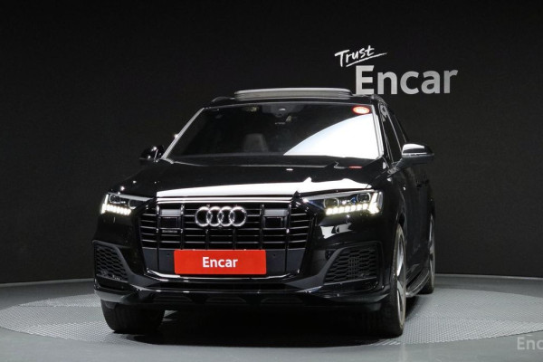 2023 Audi Q7 с пробегом 32 758 км