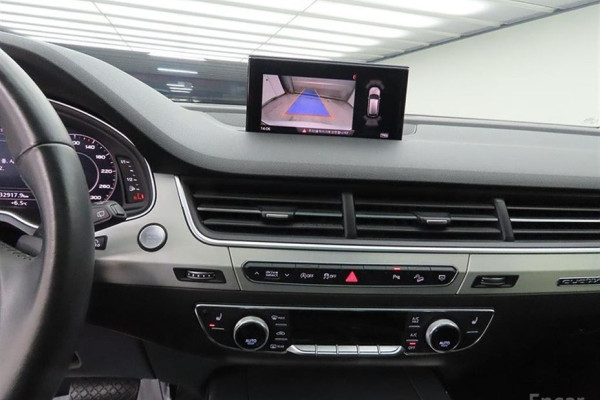 2019 Audi Q7 с пробегом 77 099 км