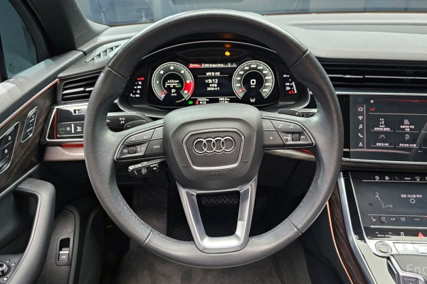 2021 Audi Q7 с пробегом 73 253 км