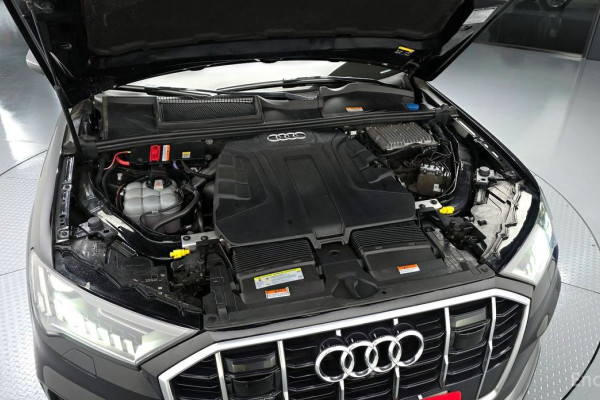 2021 Audi Q7 с пробегом 112 092 км