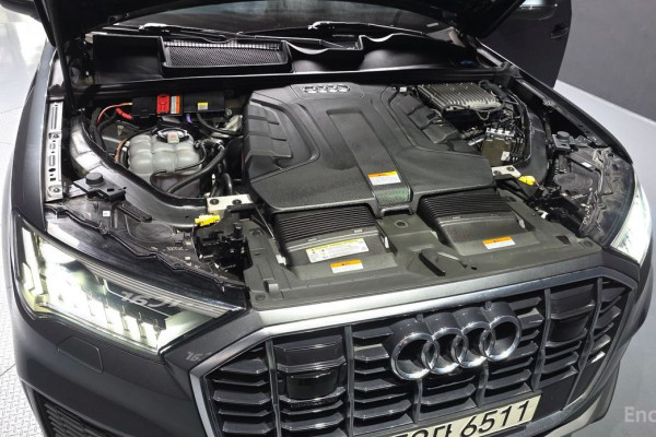 2021 Audi Q7 с пробегом 41 946 км