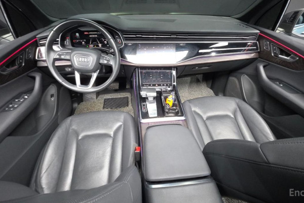 2021 Audi Q7 с пробегом 41 946 км