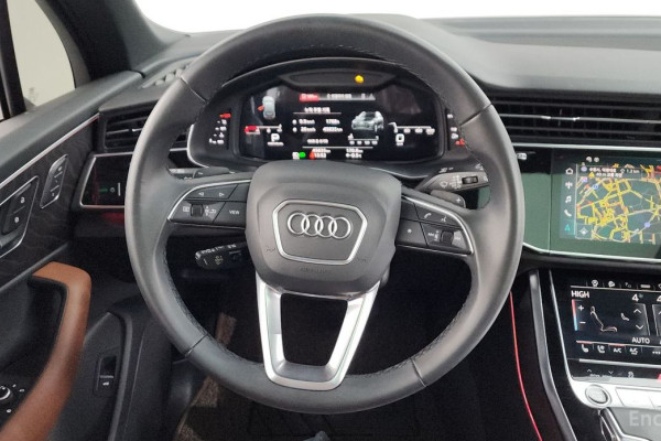 2022 Audi Q7 с пробегом 45 635 км