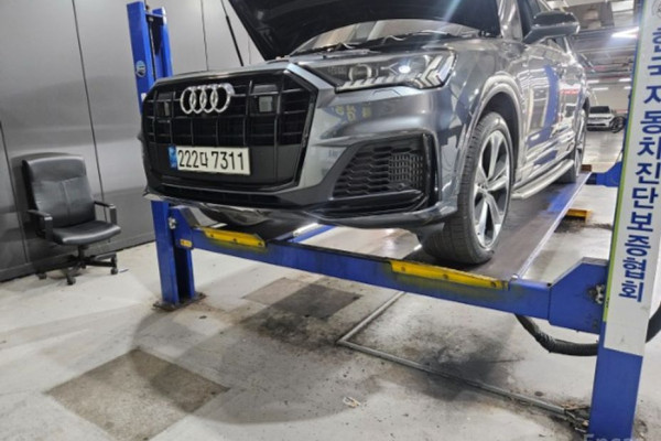 2022 Audi Q7 с пробегом 25 229 км