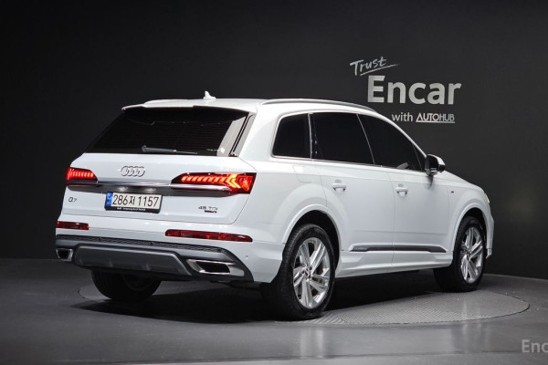 2021 Audi Q7 с пробегом 56 434 км
