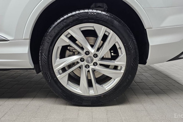 2021 Audi Q7 с пробегом 56 434 км