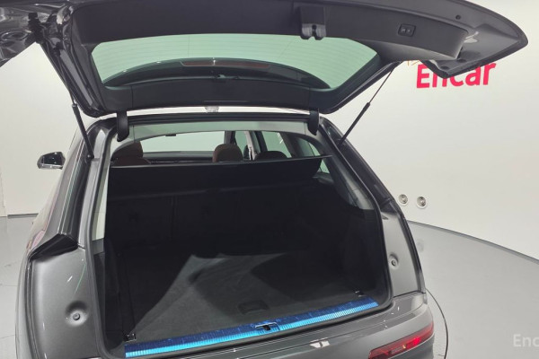 2021 Audi Q7 с пробегом 49 749 км