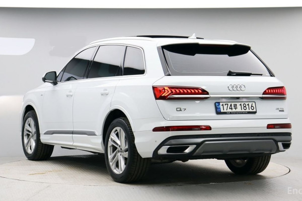 2021 Audi Q7 с пробегом 61 818 км