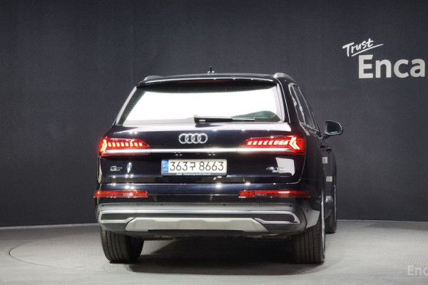 2021 Audi Q7 с пробегом 31 323 км